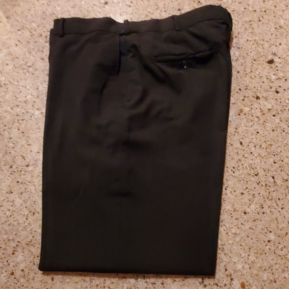 Roundtree and York Flat Front Dress Slacks
